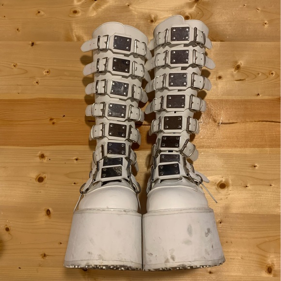 white demonia damned-318 boots - Picture 3 of 8